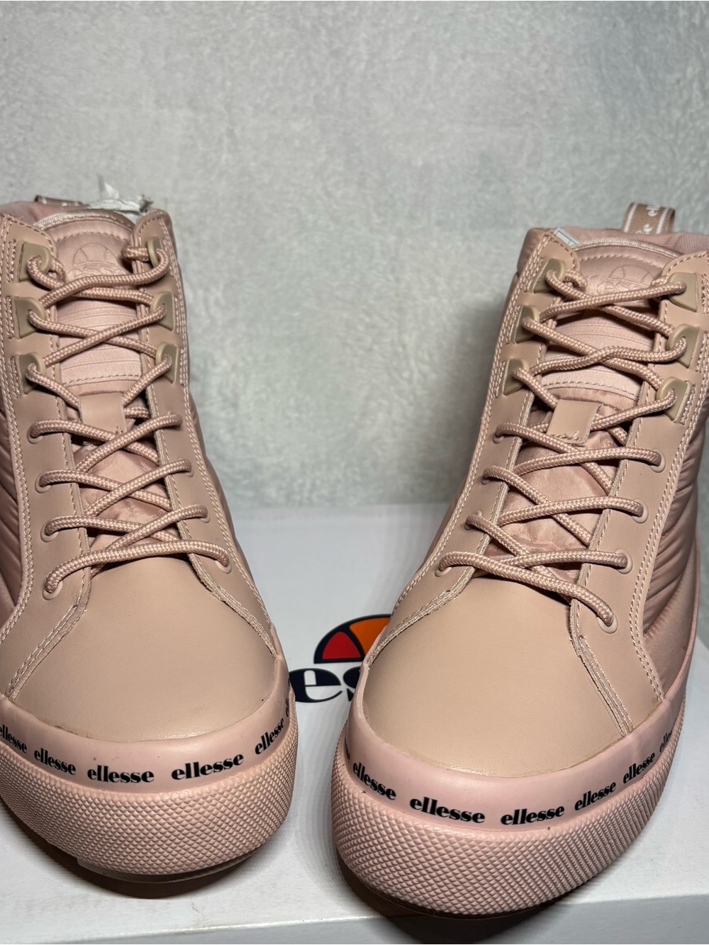 Ellesse Women's High-Top Sneakers in Pale Pink